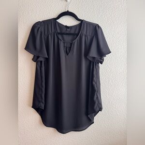 Torrid Flutter Sleeve Keyhole blouse - 00